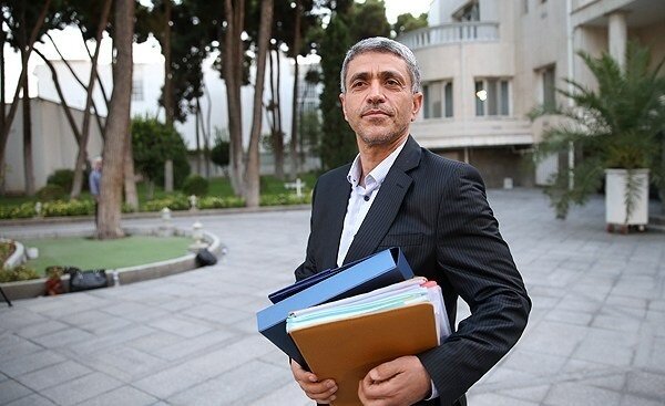 جای خالی جوانان! جای خالی جوانان!