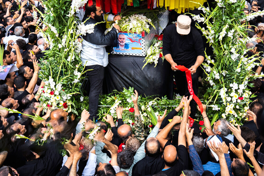 بردبار در پاسخ محکم بردبار در پاسخ محکم