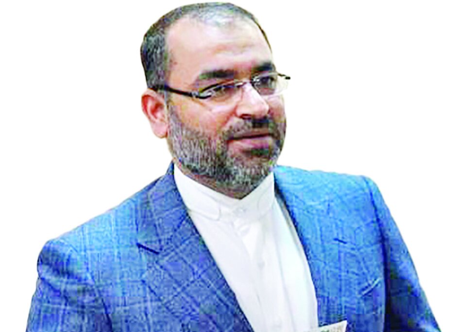 چشم بستن بر زرق و برق دنیا قبل از عضویت در کمیسیون چشم بستن بر زرق و برق دنیا قبل از عضویت در کمیسیون