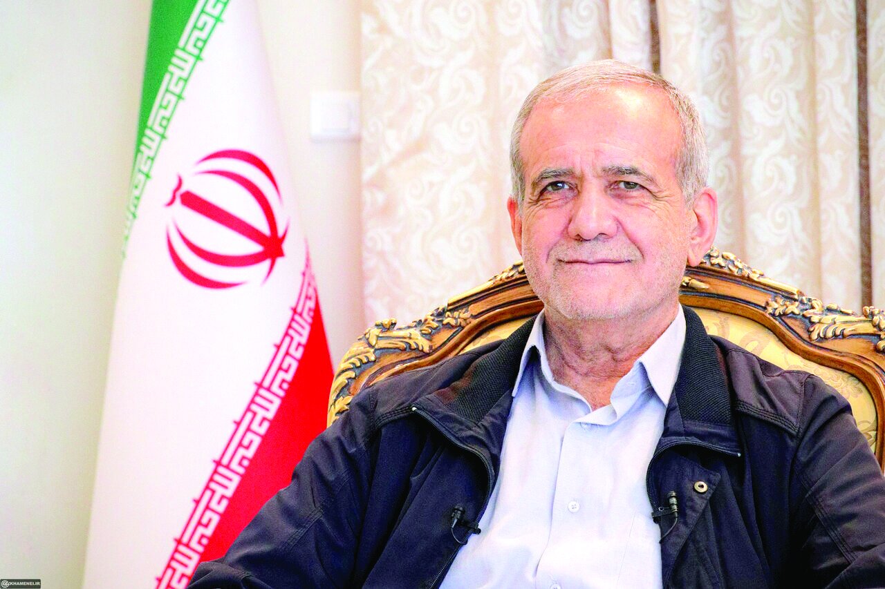 پزشکیان: سیاست خارجی را در چارچوب رویکردهای نظام پیش خواهیم برد پزشکیان: سیاست خارجی را در چارچوب رویکردهای نظام پیش خواهیم برد