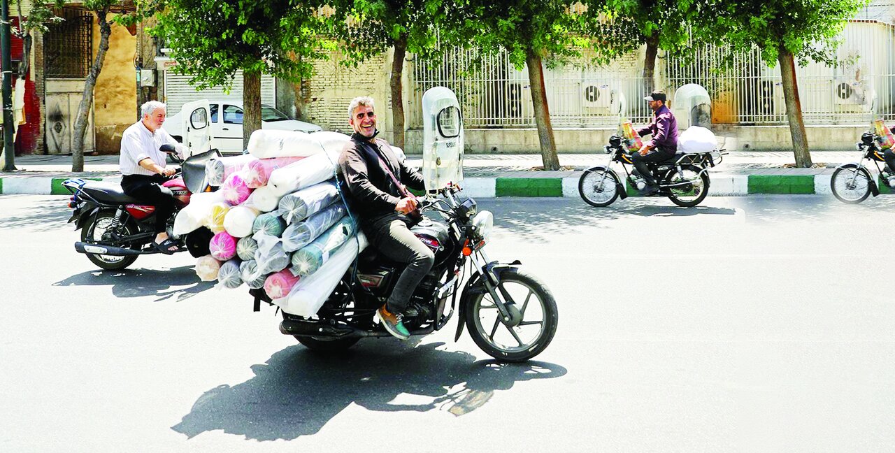 متخلفان یک دنده متخلفان یک دنده