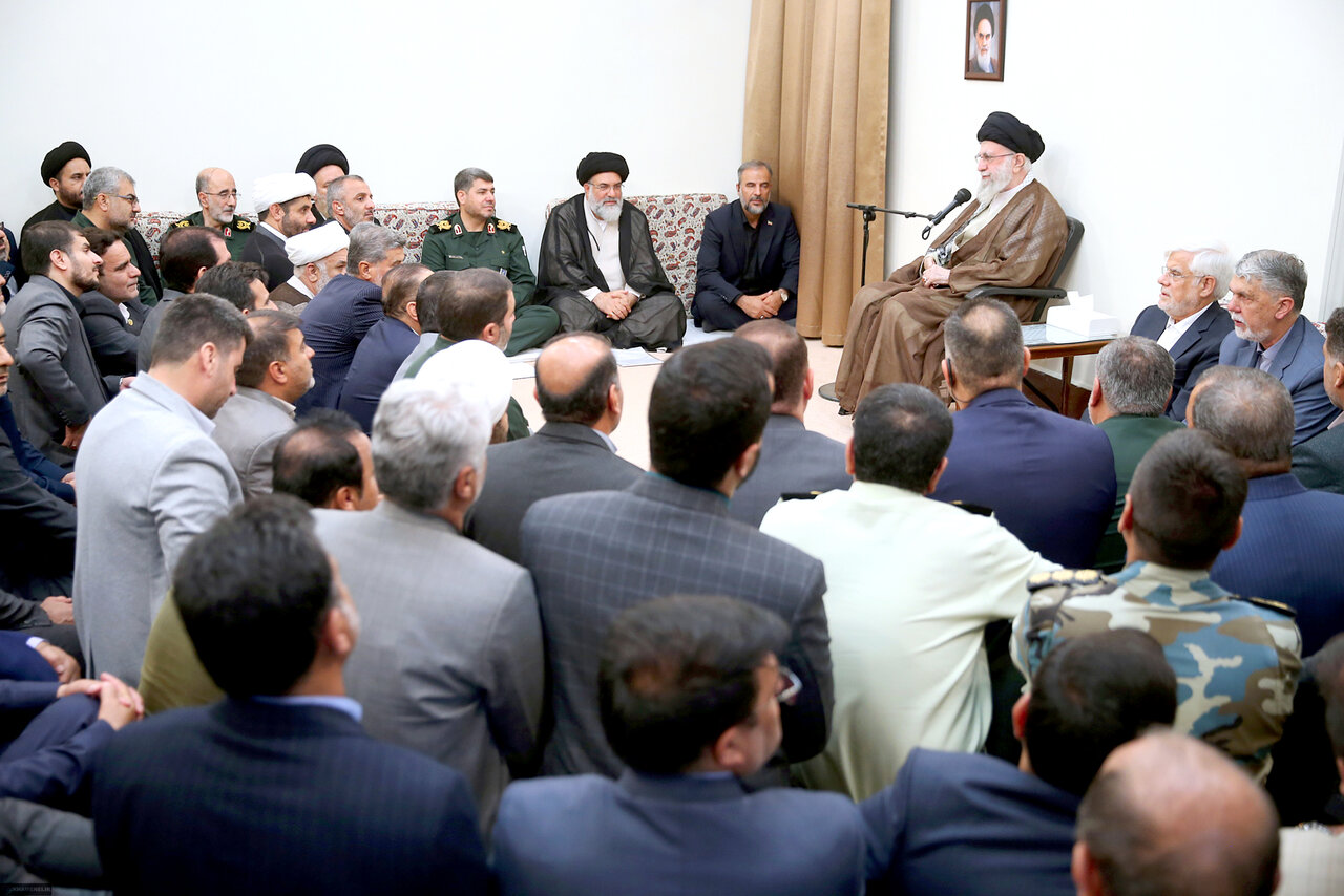 فداکاری جوان‌های یک ملت، پشتوانه عظیم برای پیشرفت آن ملت است