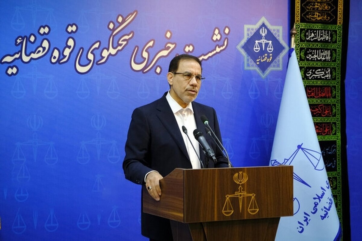 بابک همچنان زندانی است بابک همچنان زندانی است