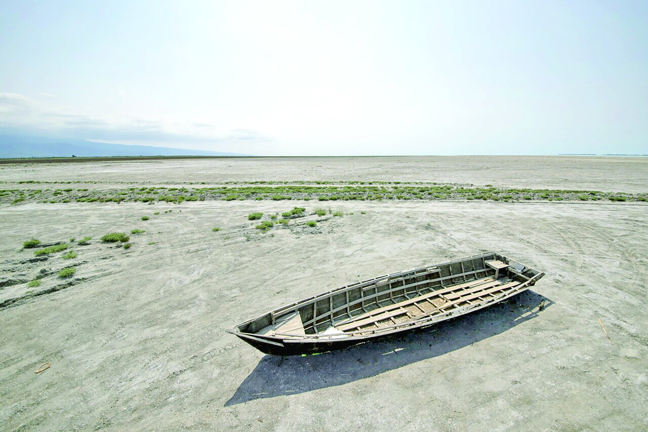 گرد و غباری برپاست گرد و غباری برپاست