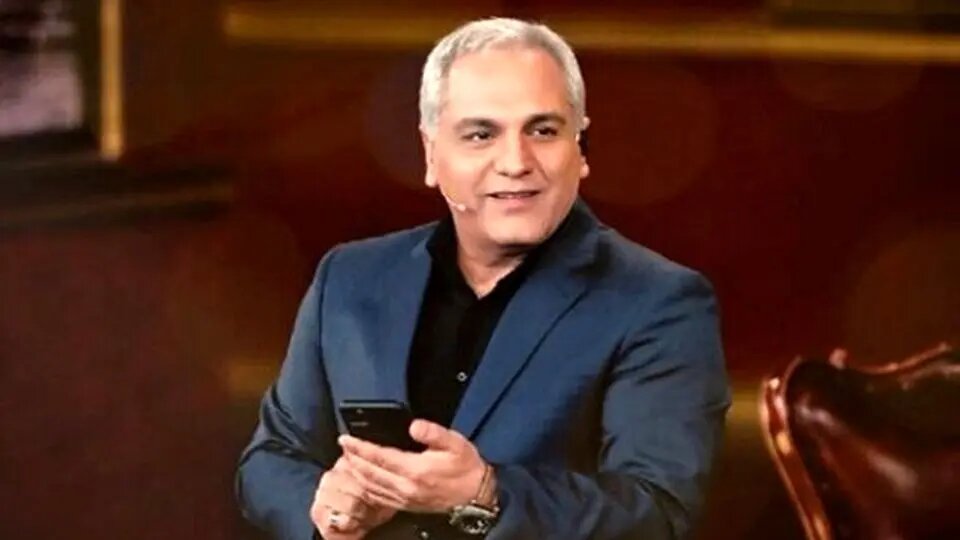 فعلا فقط با مدیری مذاکره شده است فعلا فقط با مدیری مذاکره شده است