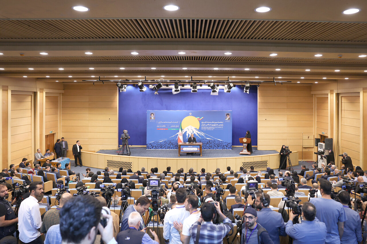 در مقابل قدرت، باید قدرت داشته باشیم در مقابل قدرت، باید قدرت داشته باشیم