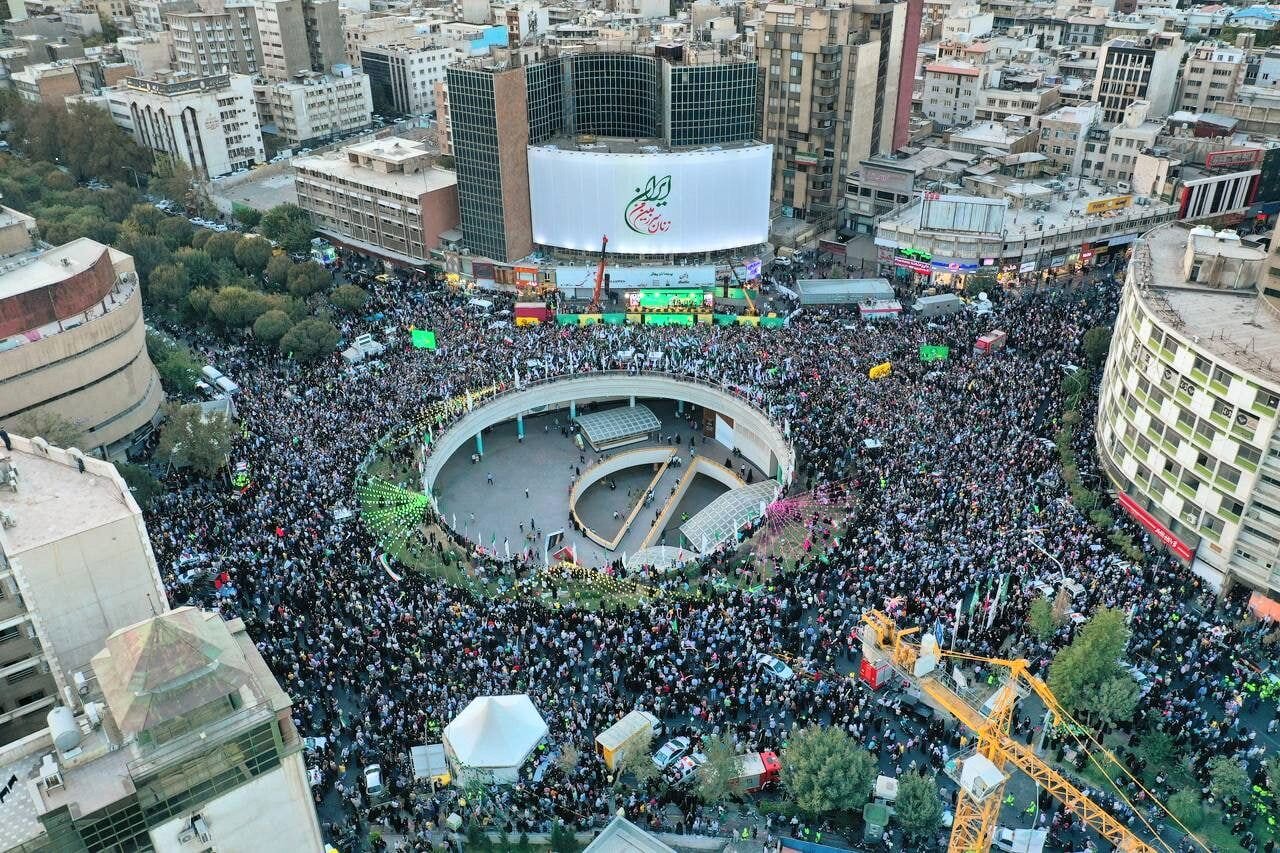 تمهیدات ترافیکی ویژه جشن میلاد پیامبر(ص) و امام جعفر صادق(ع) تمهیدات ترافیکی ویژه جشن میلاد پیامبر(ص) و امام جعفر صادق(ع)