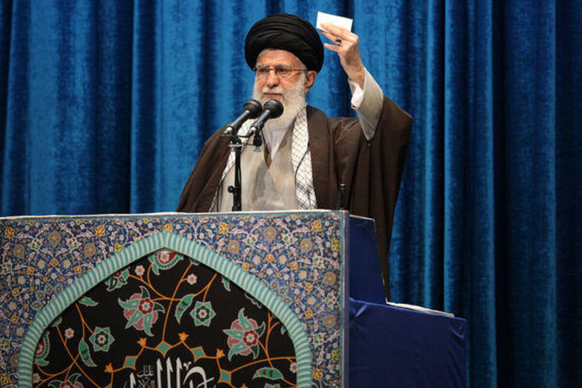 وقتی تمام جهان چشم به تهران داشتند وقتی تمام جهان چشم به تهران داشتند