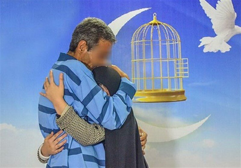 تهرانیها امسال ۴۸۰نفر زندانی نیازمند را آزاد کردند تهرانیها امسال ۴۸۰نفر زندانی نیازمند را آزاد کردند