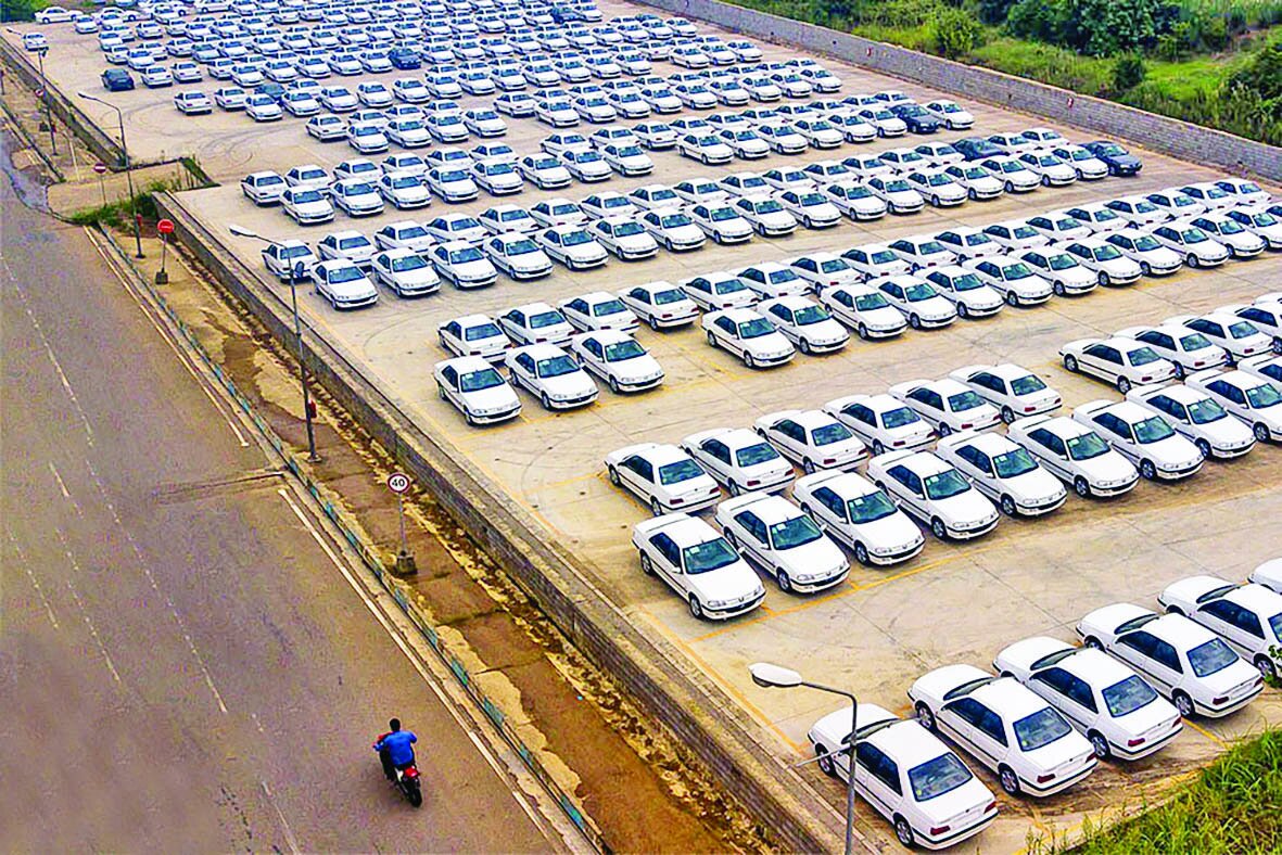 ترافیک خودروهای ناقص در پارکینگهای دپویی ترافیک خودروهای ناقص در پارکینگهای دپویی