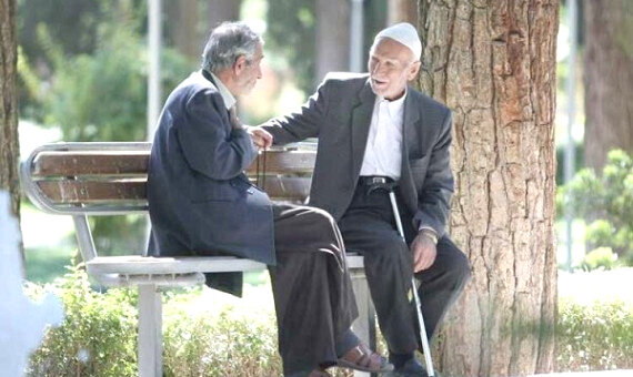 ۱۰ چیزی که نباید هرگز به سن بالاها بگویید! ۱۰ چیزی که نباید هرگز به سن بالاها بگویید!