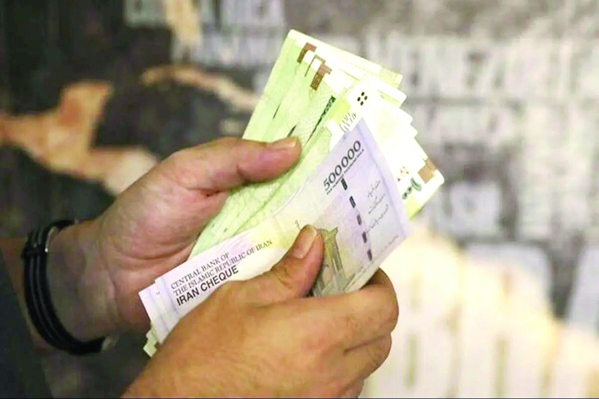 نرخ تورم واقعی؛ حلقه مفقوده در تعیین حقوق کارمندان نرخ تورم واقعی؛ حلقه مفقوده در تعیین حقوق کارمندان