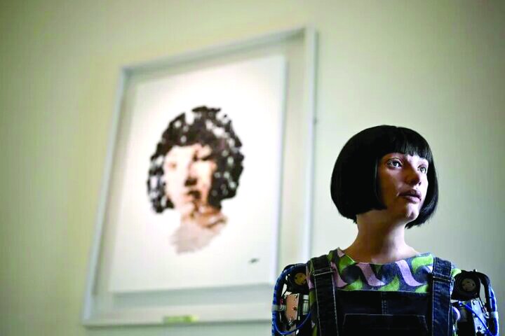 اثر هنری ربات نقاش حراج میشود اثر هنری ربات نقاش حراج میشود