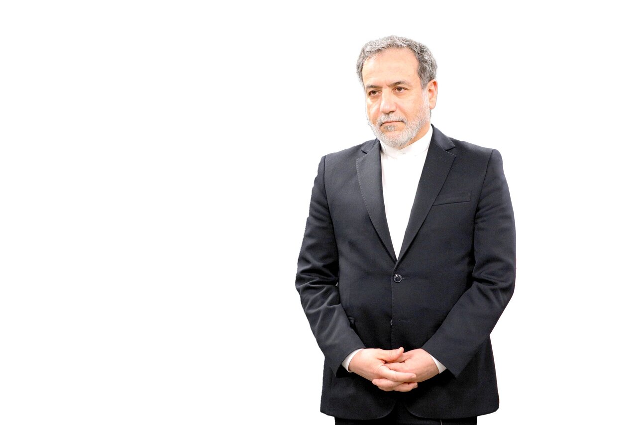 ایران در دفاع از منافع و تمامیت ارضی خود حد و مرزی ندارد ایران در دفاع از منافع و تمامیت ارضی خود حد و مرزی ندارد