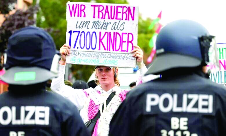 سیاست تکراری در دفاع از جنایتکاران سیاست تکراری در دفاع از جنایتکاران