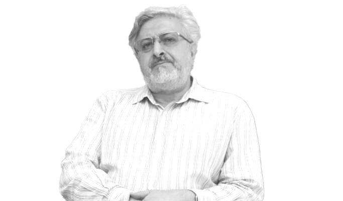 داوری نگران سستشدن پیوستگی عمومی با وطن است داوری نگران سستشدن پیوستگی عمومی با وطن است