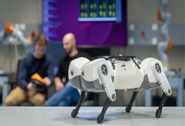 رباتها با تقلید از انسان بهتر حرکت میکنند رباتها با تقلید از انسان بهتر حرکت میکنند