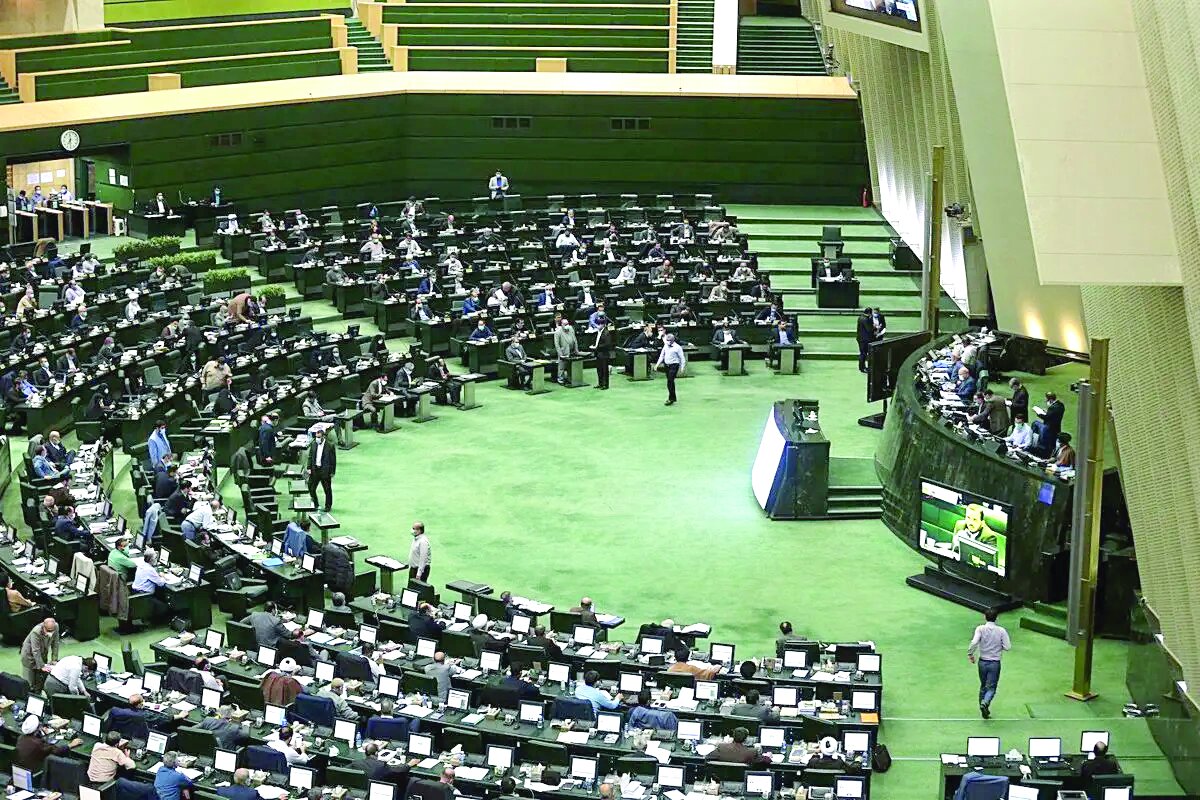 هجرت از خانه ملت برای خدمت در دولت هجرت از خانه ملت برای خدمت در دولت