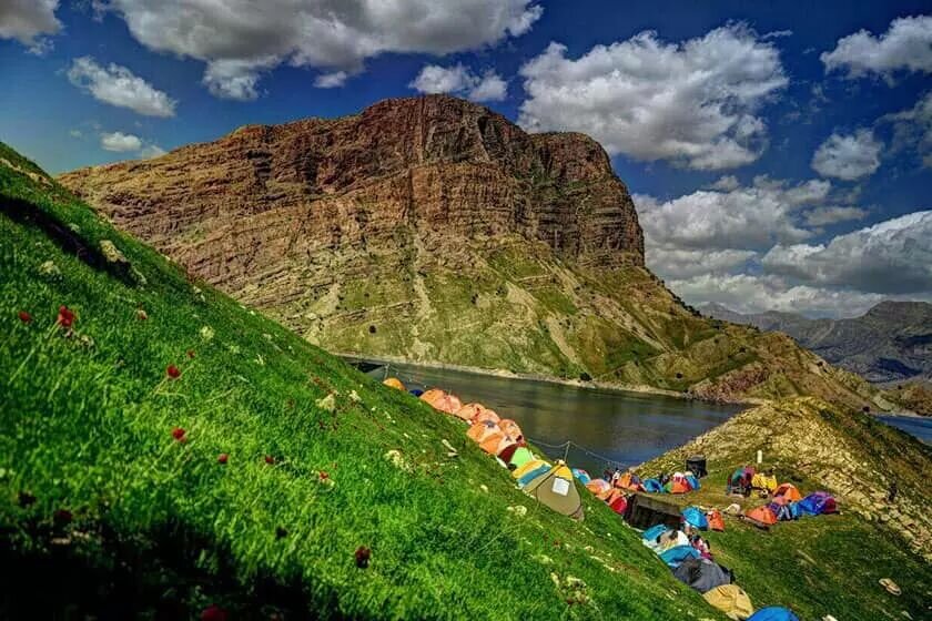 دشت هلن چهارمحالوبختیاری؛ سفر به سوئیس ایران دشت هلن چهارمحالوبختیاری؛ سفر به سوئیس ایران