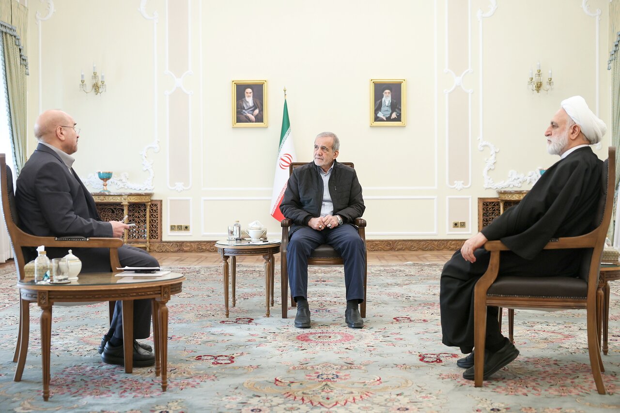 روی ریل تعامل روی ریل تعامل