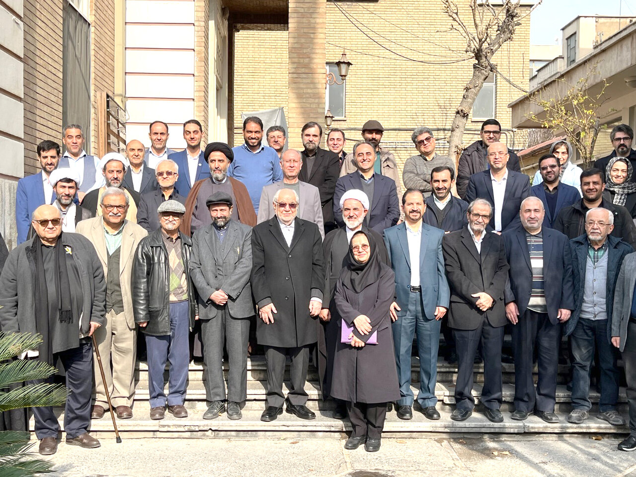 دیرباز رفت؛ واله آمد دیرباز رفت؛ واله آمد