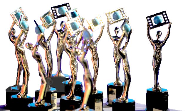 سینمای مستند هنوز زنده است و نفس میکشد سینمای مستند هنوز زنده است و نفس میکشد