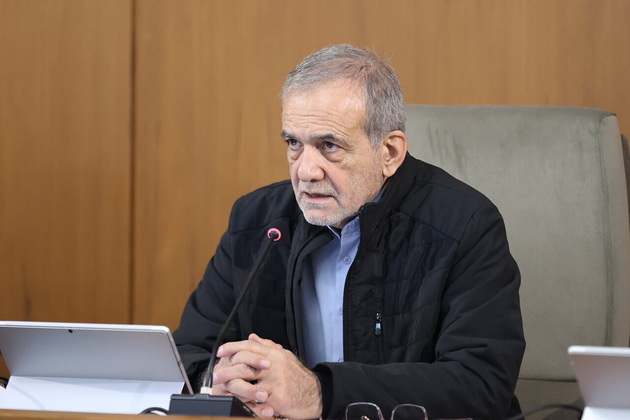باید از تجربیات موفق جهانی برای تهیه نقشهراه مناطق آزاد و بنادر استفاده کنیم باید از تجربیات موفق جهانی برای تهیه نقشهراه مناطق آزاد و بنادر استفاده کنیم