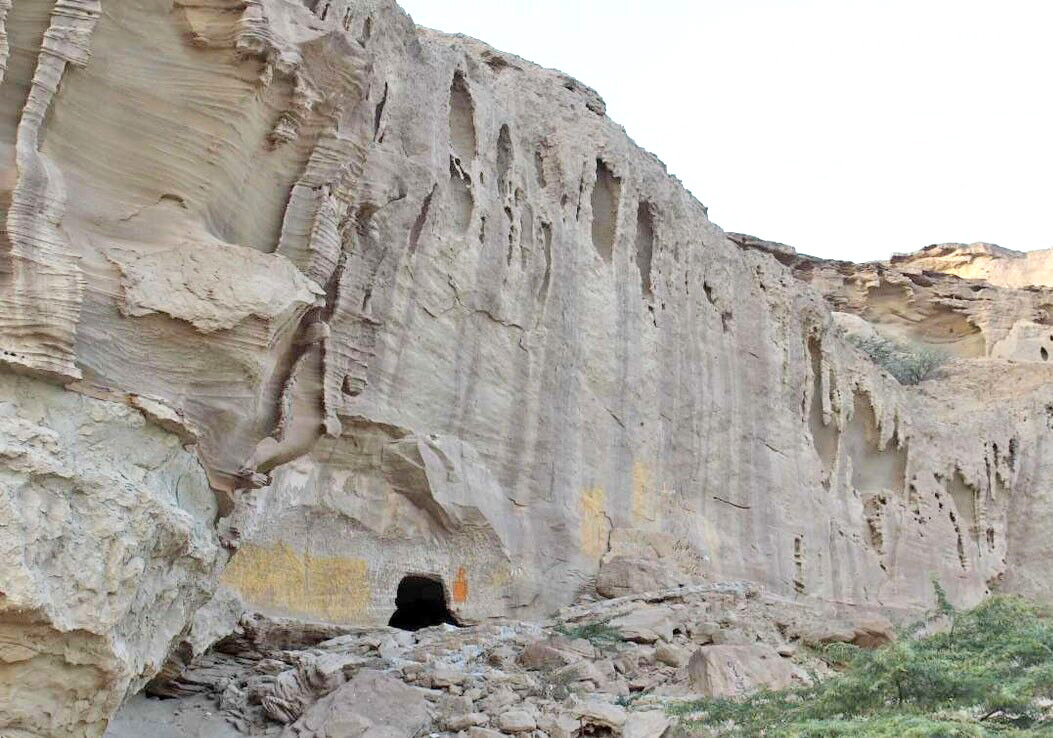 بان مسیتی یا غارهای سهگانه تیس، سفری به تاریخ دوهزار ساله بان مسیتی یا غارهای سهگانه تیس، سفری به تاریخ دوهزار ساله