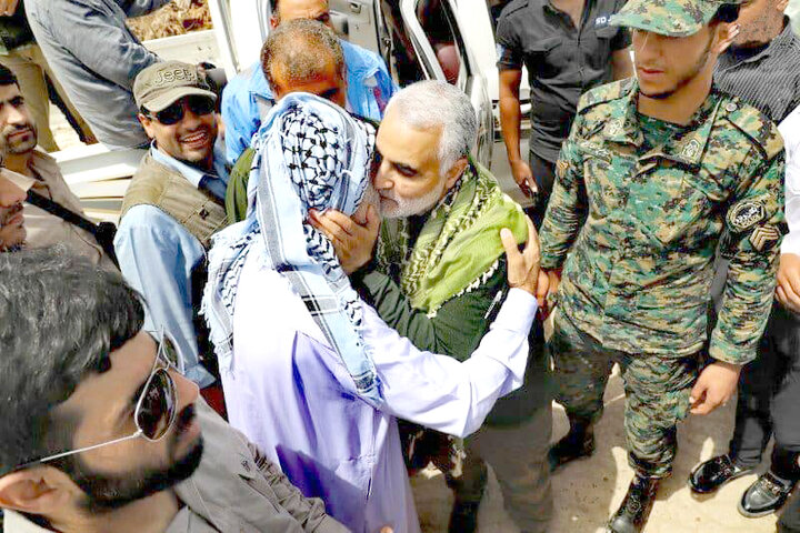 اخلاق و قدرت در تضاد نیستند