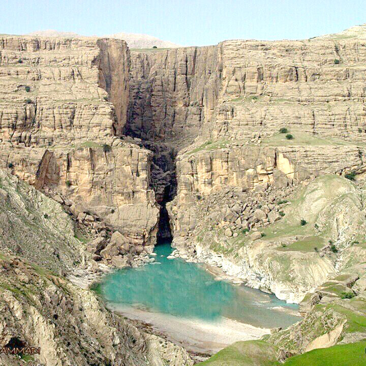 ابهت آمیخته با ترس؛ عبور از تنگه «دوزویل» ابهت آمیخته با ترس؛ عبور از تنگه «دوزویل»