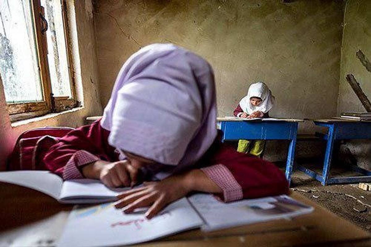 ترک تحصیل دانشآموزان هزینه سنگینی بر دوش جامعه دارد ترک تحصیل دانشآموزان هزینه سنگینی بر دوش جامعه دارد