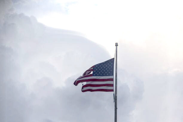 نباید در زمین دشمن بازی کنیم؛ رهبری شناخت کامل از ترامپ دارد نباید در زمین دشمن بازی کنیم؛ رهبری شناخت کامل از ترامپ دارد