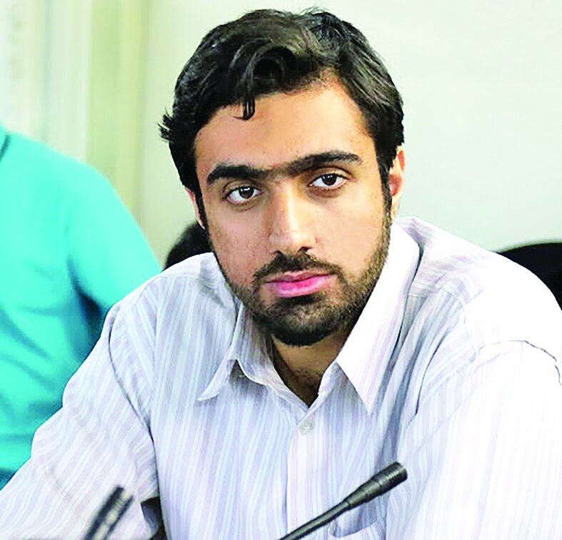 حرکت تراموا روی آسفالتهای تهران