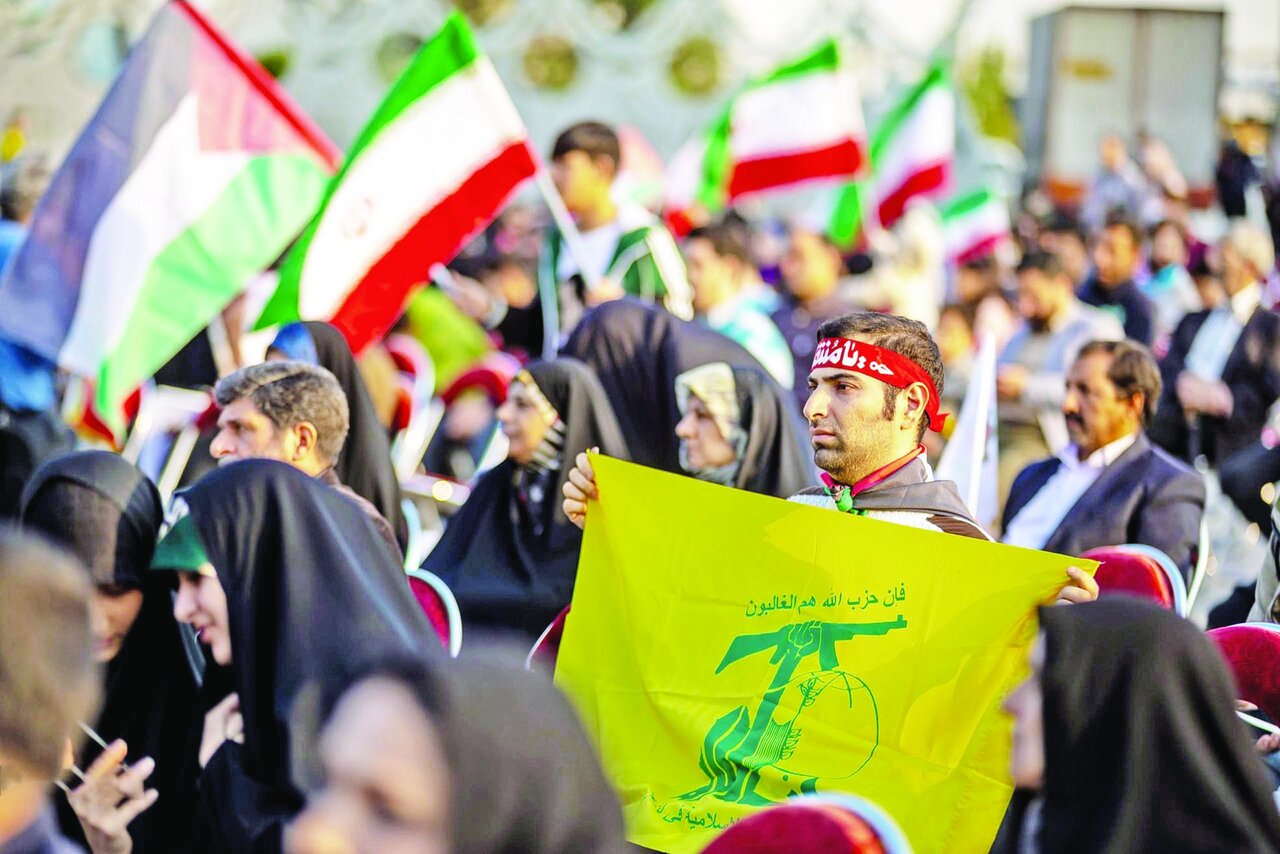 محور مقاومت  و حمایت مردمی محور مقاومت  و حمایت مردمی