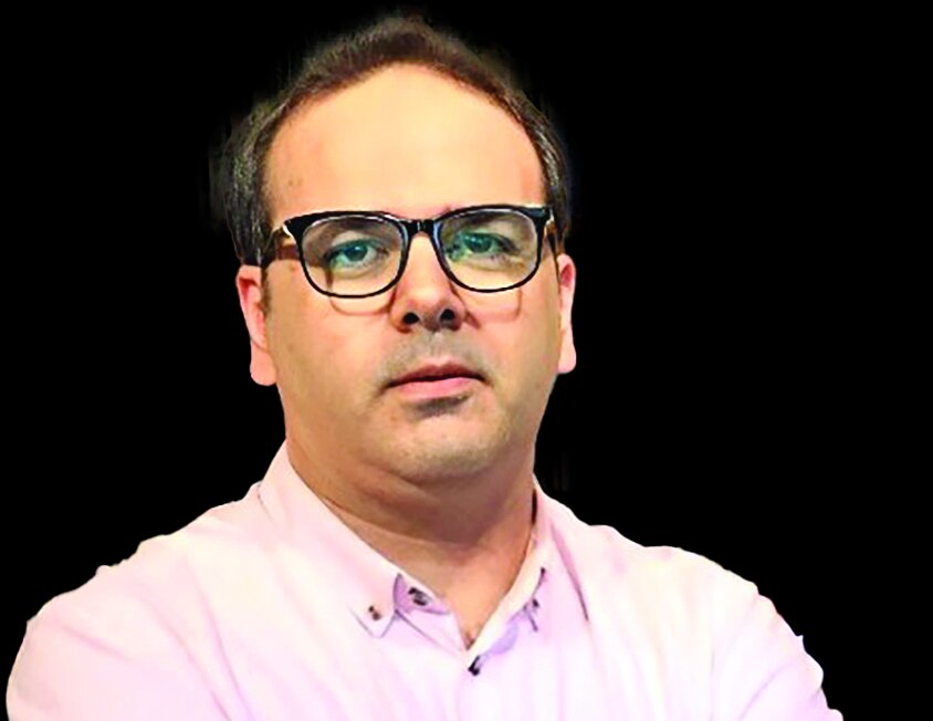 فراز و نشیب ادبیات داستانی معاصر ایران فراز و نشیب ادبیات داستانی معاصر ایران