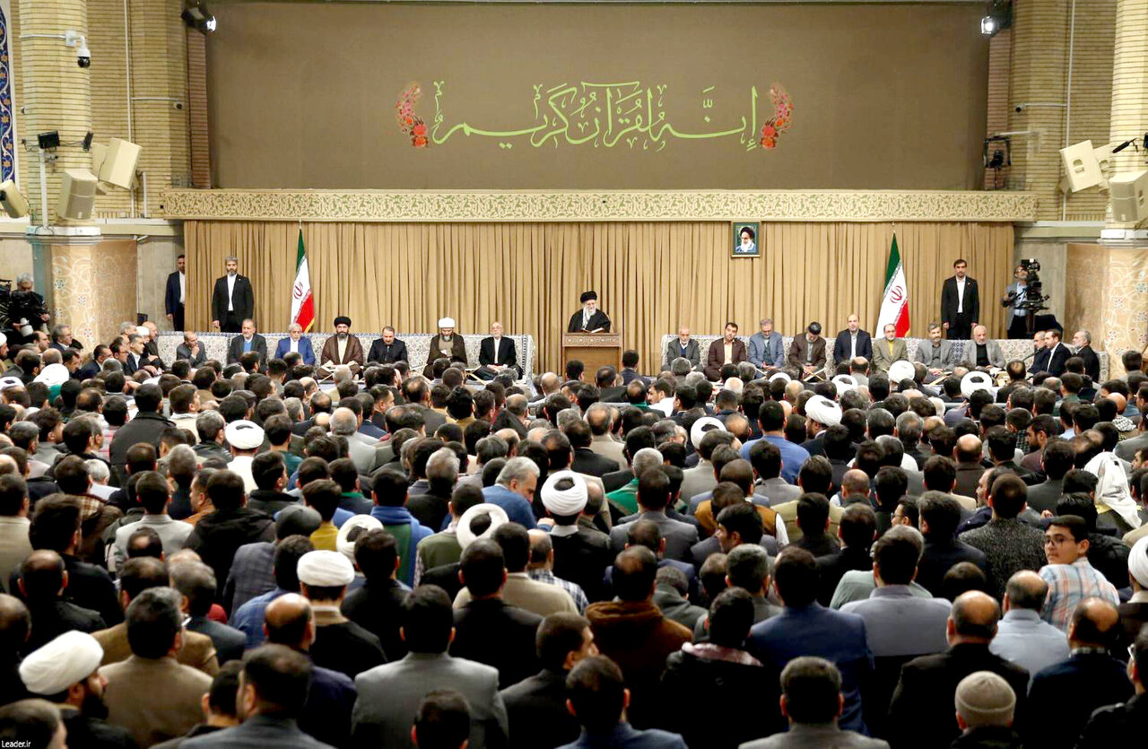 در محضر حکیم در محضر حکیم