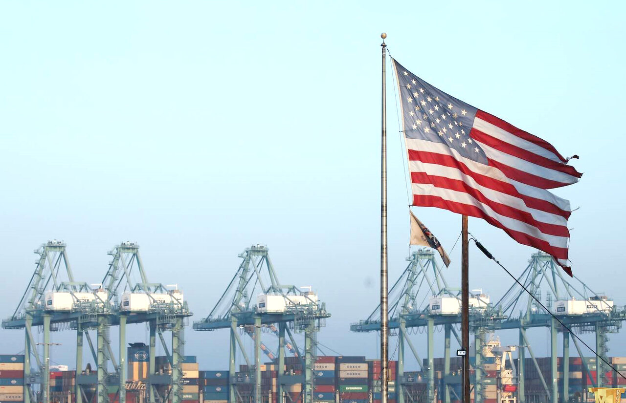 تعرفههای جدید آمریکا و تاثیر آن بر صنعت نشر تعرفههای جدید آمریکا و تاثیر آن بر صنعت نشر