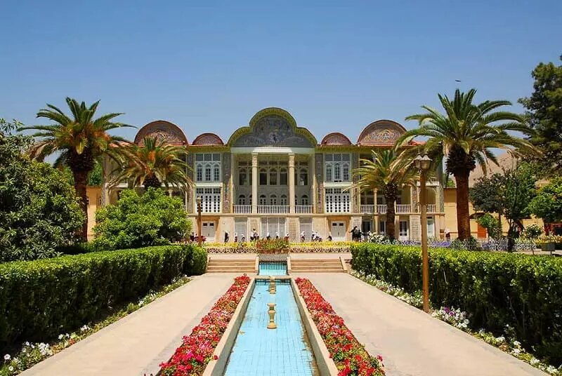 خانه زینتالملک؛ شاهکار معماری در شیراز خانه زینتالملک؛ شاهکار معماری در شیراز