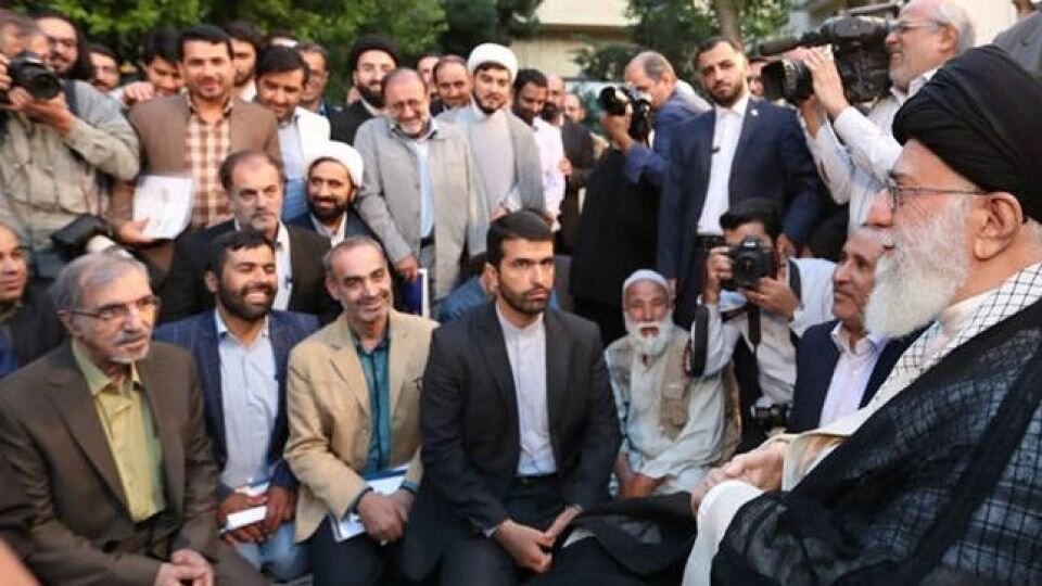 افطار گل و  غزل افطار گل و  غزل