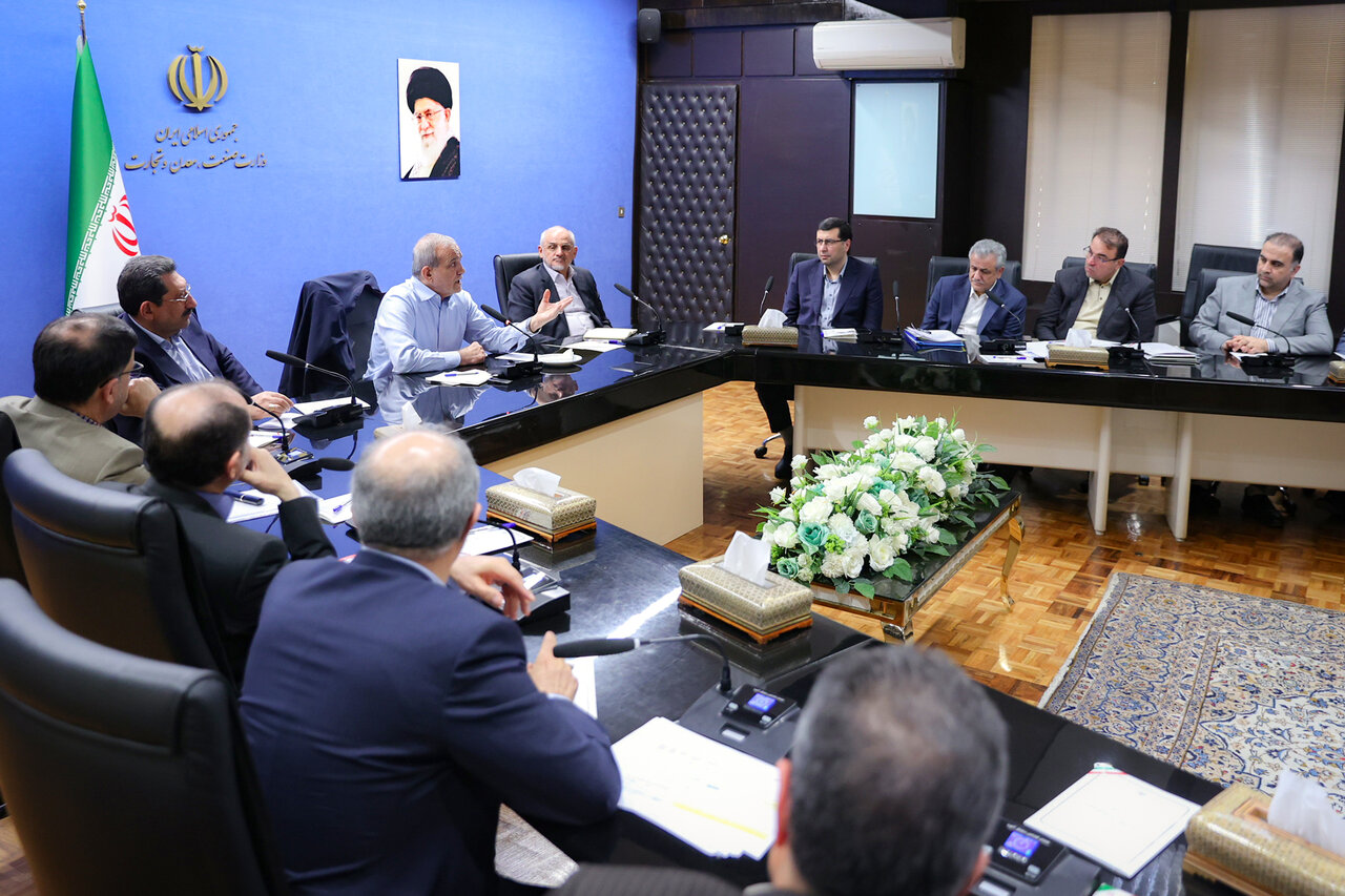 برنامه دولت جایگزینی برق خورشیدی با سوختهای فسیلی است برنامه دولت جایگزینی برق خورشیدی با سوختهای فسیلی است