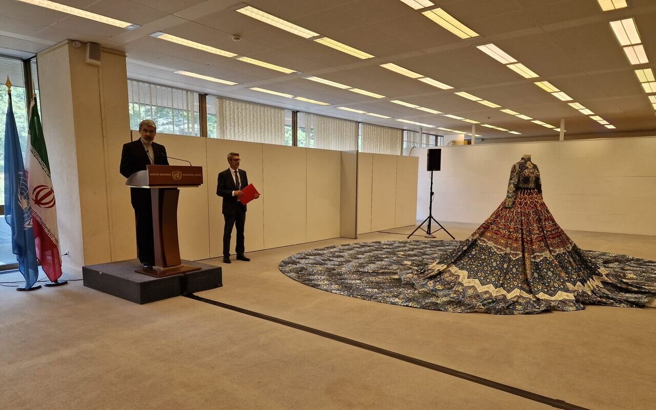 نمایشگاه تخصصی هنر زنان ایرانی در ژنو برگزار میشود نمایشگاه تخصصی هنر زنان ایرانی در ژنو برگزار میشود