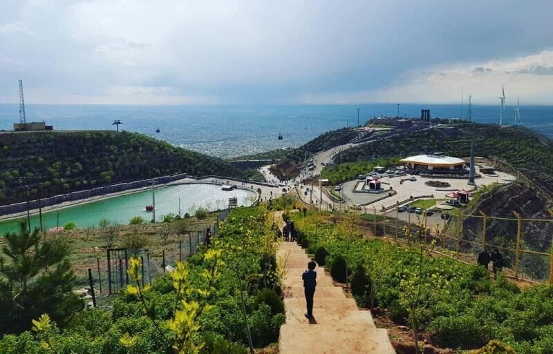 کوه عینالی؛ بزرگترین تفرجگاه کوهستانی شهر تبریز کوه عینالی؛ بزرگترین تفرجگاه کوهستانی شهر تبریز