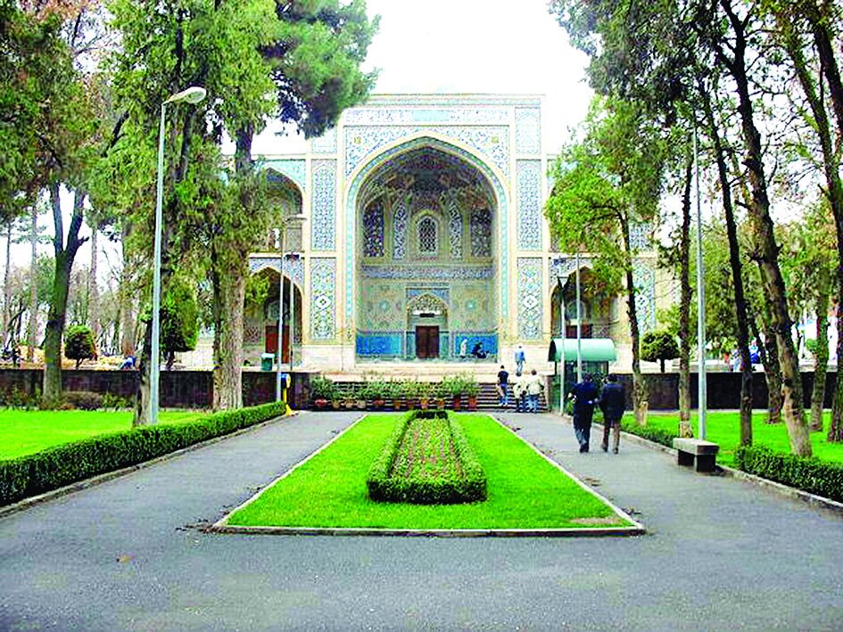 خاکستر این امامزاده، بیابانی را بوستان کرد خاکستر این امامزاده، بیابانی را بوستان کرد