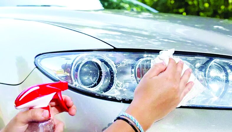 رفع کدری چراغ خودرو با نوشابه رفع کدری چراغ خودرو با نوشابه