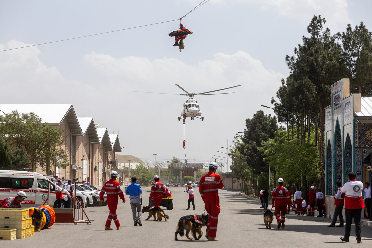 مانور سازمان امدادونجات و مدیریتبحران مانور سازمان امدادونجات و مدیریتبحران