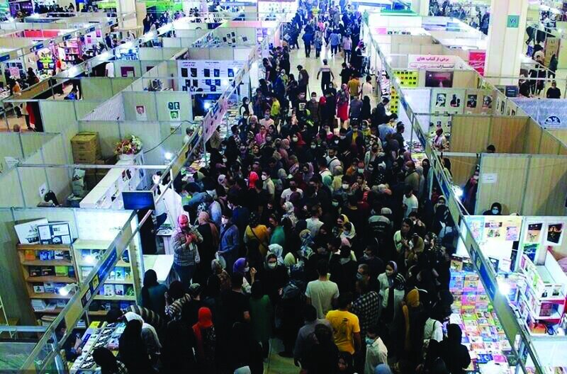 از نبود کتابفروشان تا ورود کتابهای خارجی به گمرک