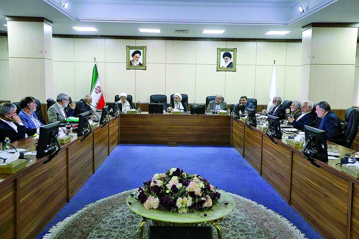 مجمع تشخیص مصلحت‌ چه تصمیمی برای پالرمو می‌گیرد؟