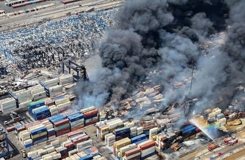 دو مدیر دولتی و خصوصی در حادثه بندر شهید رجایی بازداشت شدند دو مدیر دولتی و خصوصی در حادثه بندر شهید رجایی بازداشت شدند