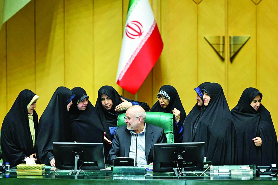 بانوان در یک‌قدمی هیات‌رییسه مجلس