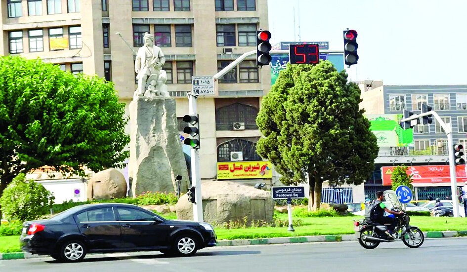 خیابان و میدان فردوسی تهران چطور شکل گرفت؟